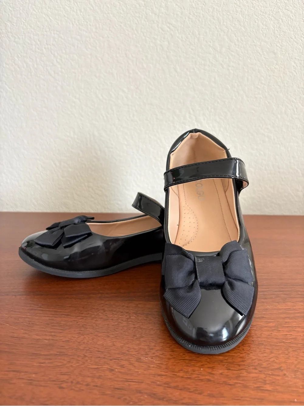 Girls Black Mary Jane Shoes with Bow